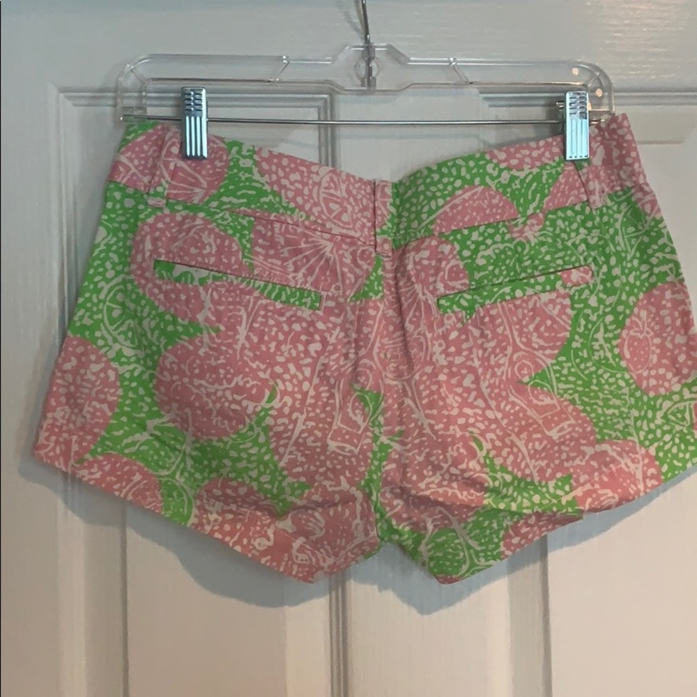 Lilly Pulitzer Walsh Short - Picture 2 of 4